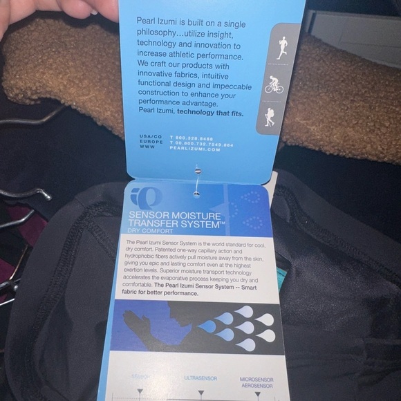 NWT Pearl Izumi Women’s Quest Short Black Padded cycling bike Shorts M Biking - Picture 12 of 13